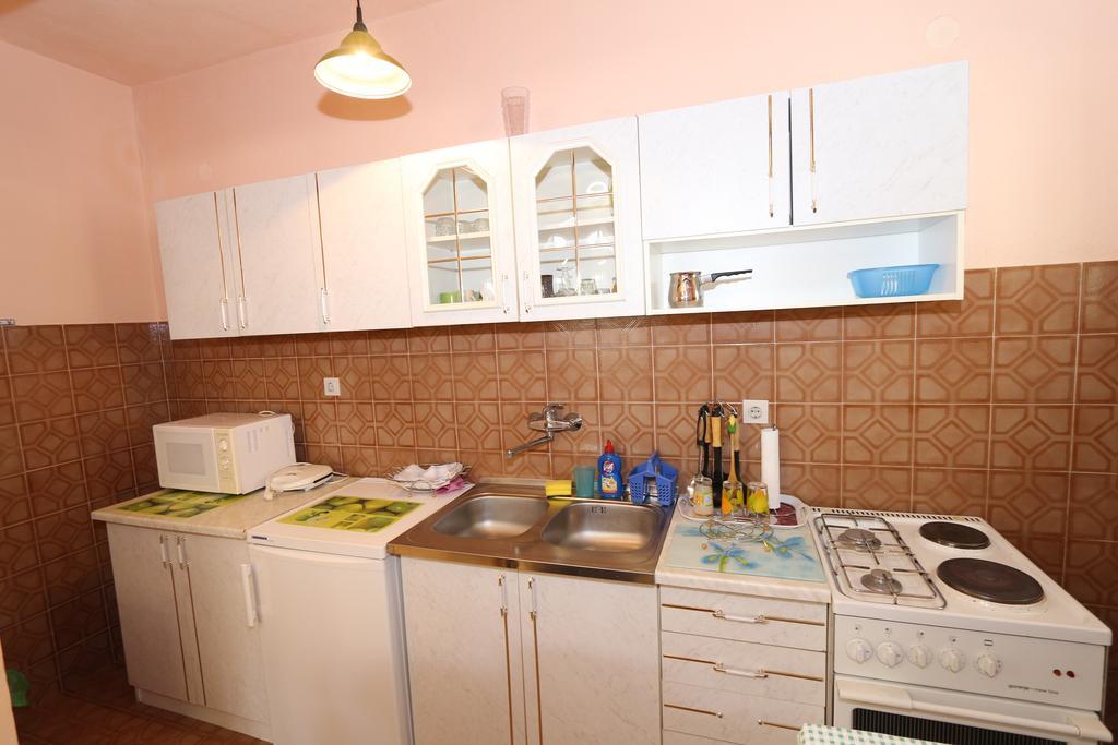Apartments Antoneta Макарська Екстер'єр фото