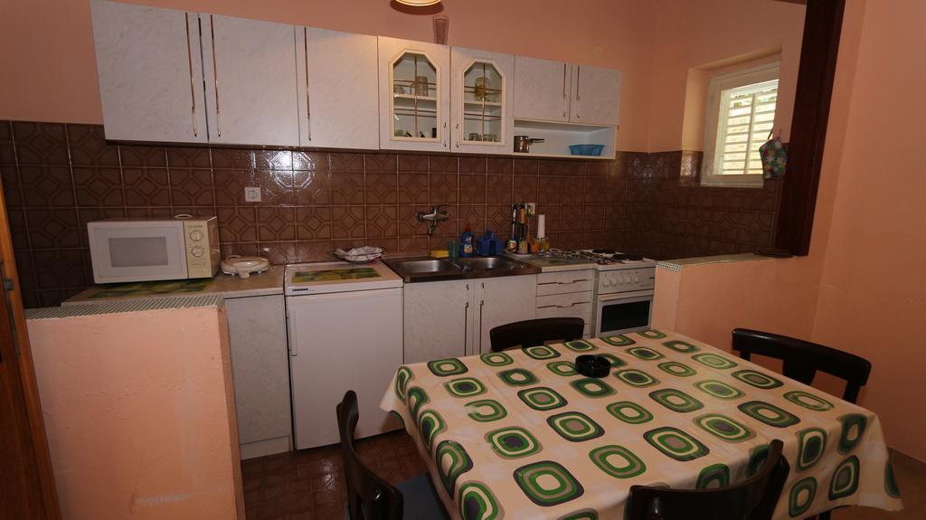 Apartments Antoneta Макарська Екстер'єр фото